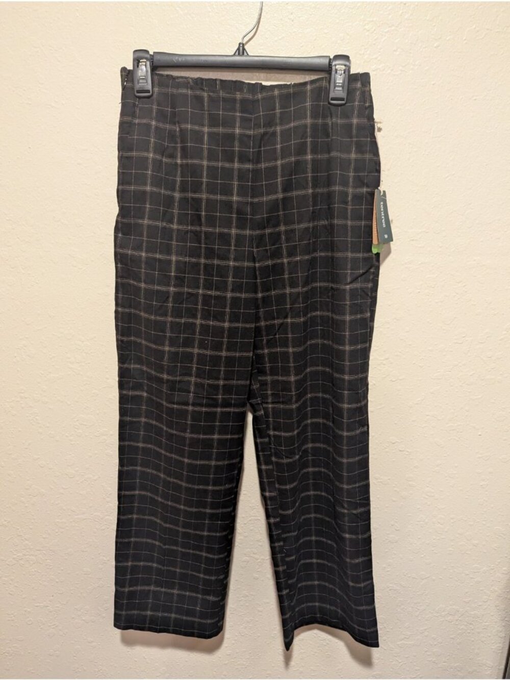 Tentree Women Small 28x28 Plaid Pants  Chino Dress Straight Alpine Plaid Black